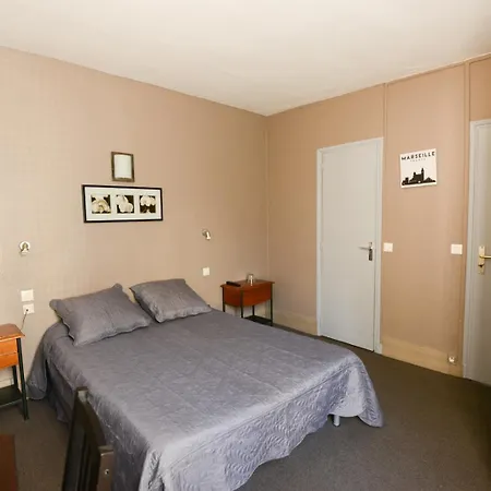Wattignies Hotel *